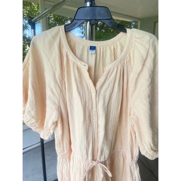 OLD NAVY SZ LARGE Soft Yellow Puff Sleeve Cotton Romantic Flirty Light-Weight - Picture 7 of 8